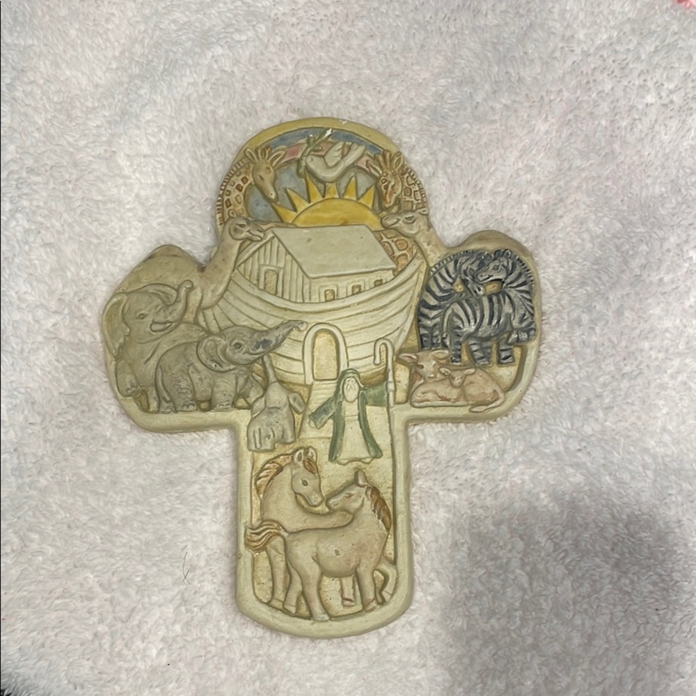 Noah’s Ark Cross wall decor